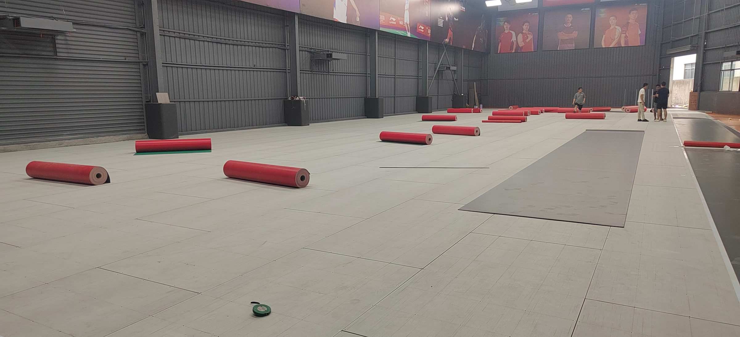 Badminton sports-floor installation