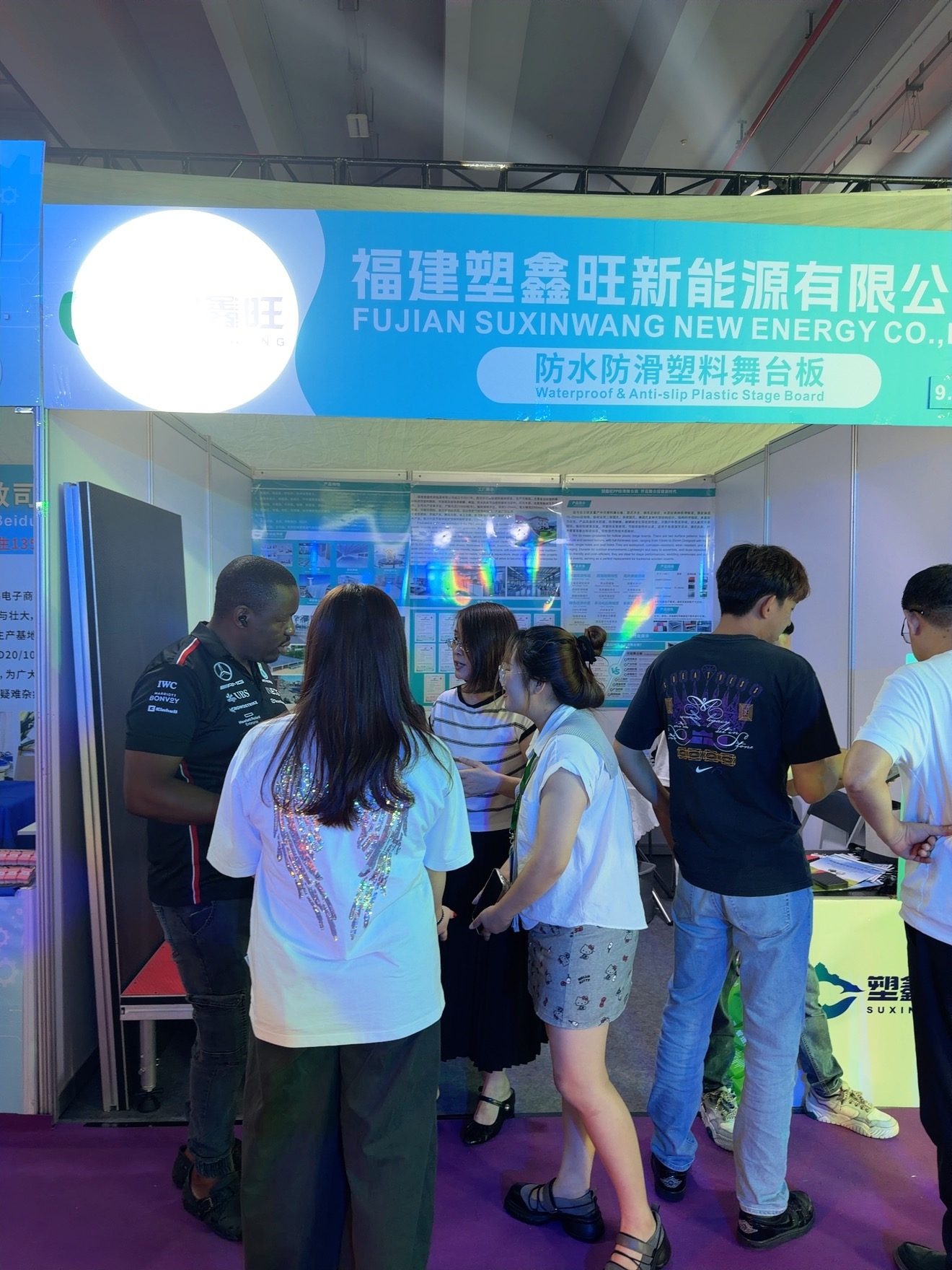 亮相行业顶流盛会！塑鑫旺PP中空舞台板闪耀第24届广州国际灯光音响展